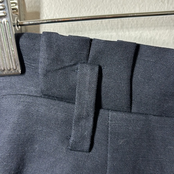 Nordstrom Signature Women’s Linen and Cotton Blend High Waist Trouser Shorts - Picture 6 of 11